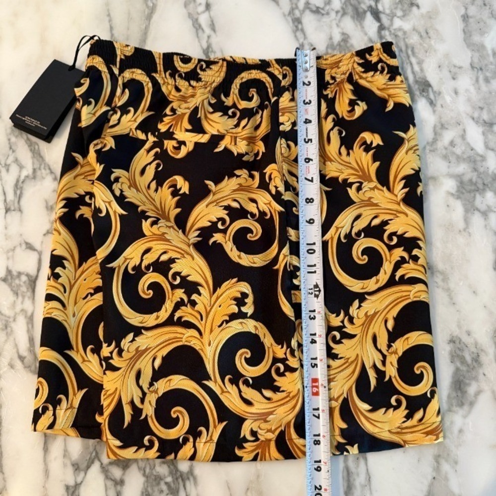Versace Men'sBaroque Print Twill Poly Shorts Black Gold Print Shorts, sz 50 - Picture 7 of 12